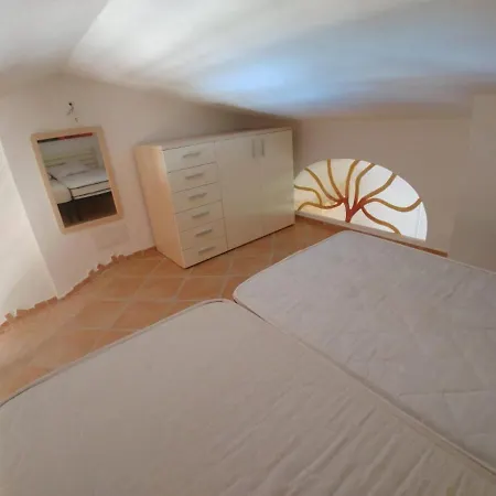 Apartment Loft Al Mare Con Piscina
